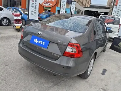 Skoda Rapid 2015, 90600 км, за 3183.18 USD
