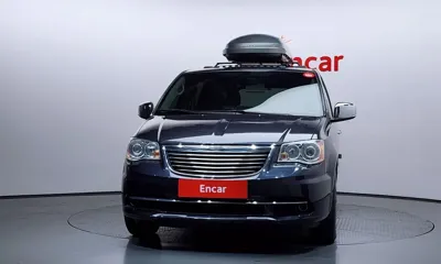 Chrysler Grand Voyager 2014, 164878 км, за 5112.28 USD