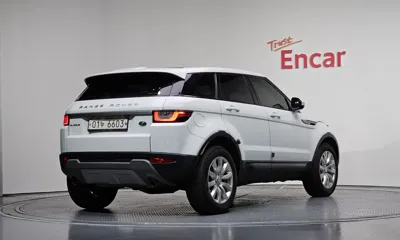 Land Rover Range Rover Evoque 2018, 77221 км, за 9715.11 USD