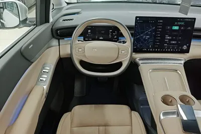 Xpeng X9 2025, 14500 км, за 43173 USD - фото 14