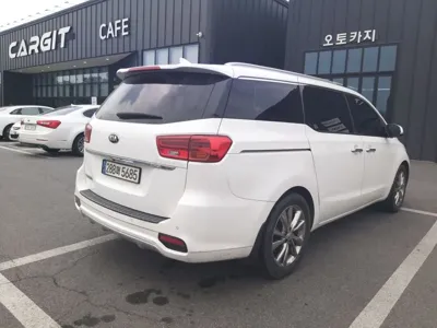 Kia Canival 2019, 122007 км, за 8205.33 USD