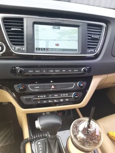 Kia Canival 2019, 122007 км, за 8143.33 USD - фото 15