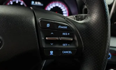 Hyundai Veloster 2018, 70119 км, за 8990.23 USD - фото 16