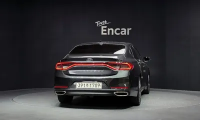 Hyundai Grandeur 2019, 91117 км, за 9702.41 USD