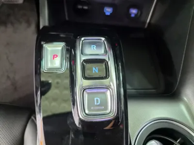 Hyundai Sonata 2022, 105765 км, за 10437.18 USD - фото 9