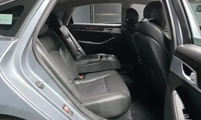 Hyundai Genesis 2015, 176382 км, за 5907.84 USD - фото 12