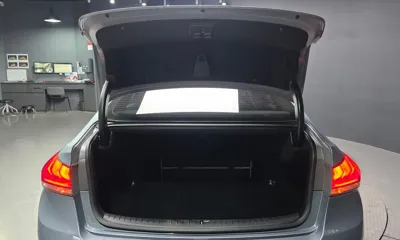 Hyundai Genesis 2015, 176382 км, за 5907.84 USD - фото 20