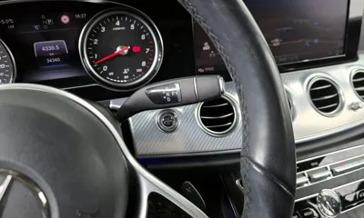 Mercedes-Benz E-Class 2020, 34340 км, за 17814.55 USD - фото 9