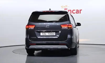 Kia Canival 2017, 150055 км, за 8527.24 USD
