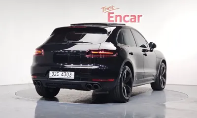 Porsche Macan 2018, 56561 км, за 31721.83 USD