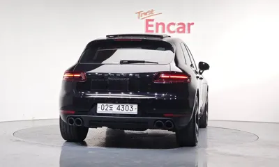 Porsche Macan 2018, 56561 км, за 31721.83 USD