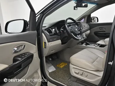 Kia Canival 2016, 128001 км, за 6825.71 USD - фото 11
