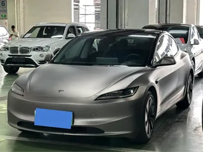 Tesla Model 3 · 2024 год