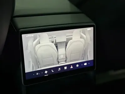 Tesla Model 3 2024, 20000 км, за 27942.22 USD