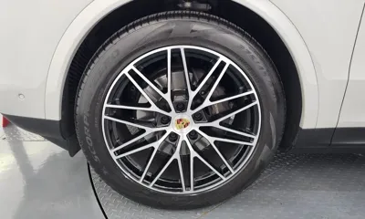 Porsche Cayenne 2024, 37010 км, за 87961.14 USD
