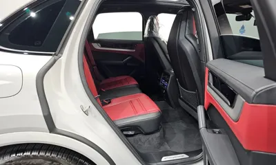 Porsche Cayenne 2024, 37010 км, за 87961.14 USD - фото 11