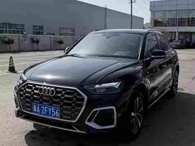 Audi Q5L · 2021 год