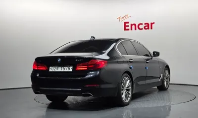 BMW 5-Series 2018, 202921 км, за 16251.7 USD