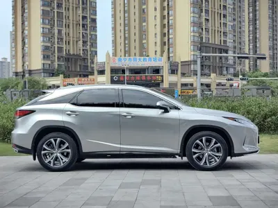 Lexus RX 2022, 102000 км, за 37962.77 USD