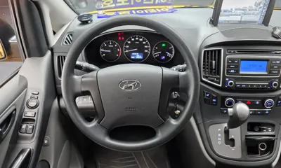 Hyundai Starex 2019, 78023 км, за 9849.29 USD - фото 13