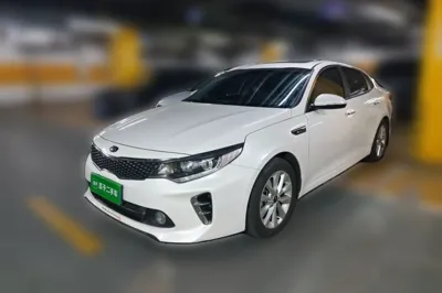 Kia K5 · 2016 год