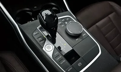 BMW 3-Series 2021, 74923 км, за 19491.24 USD - фото 9