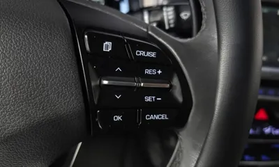 Hyundai Ioniq 2016, 81979 км, за 8402.26 USD - фото 17