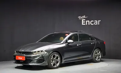 Kia K5 · 2020 год