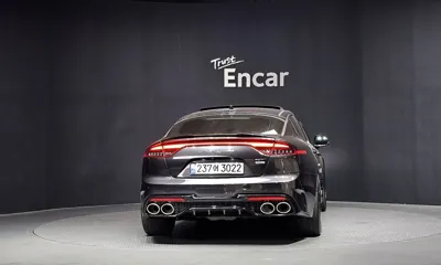 Kia Stinger 2018, 168158 км, за 10437.18 USD