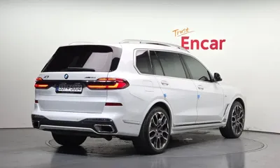BMW X7 2024, 47283 км, за 56140.97 USD