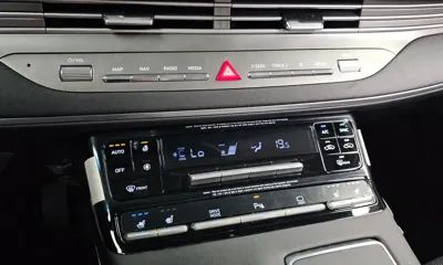 Hyundai Grandeur 2021, 100139 км, за 12638.44 USD - фото 33