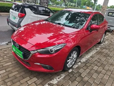 Mazda 3 Axela · 2018 год
