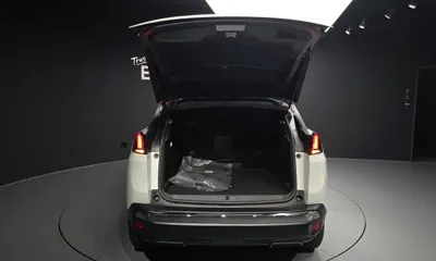 Peugeot 3008 2019, 51054 км, за 12046.62 USD - фото 20