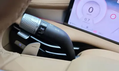 Genesis G80 2025, 18442 км, за 35440.46 USD - фото 28