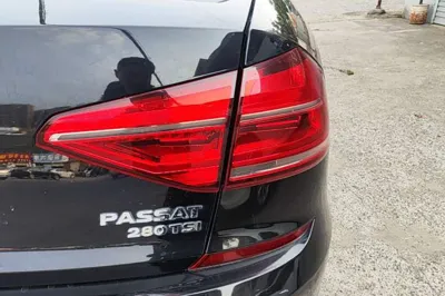 Volkswagen Passat 2017, 114600 км, за 8957 USD - фото 9