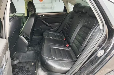 Volkswagen Passat 2017, 114600 км, за 8957 USD - фото 20