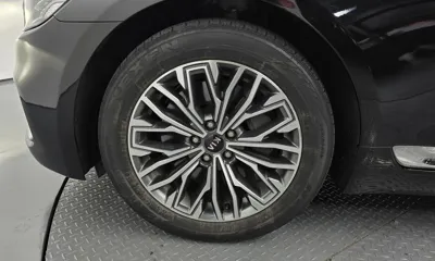 Kia K9 2020, 224257 км, за 7947.89 USD