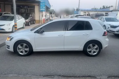 Volkswagen Golf 2016, 60800 км, за 9249 USD - фото 8