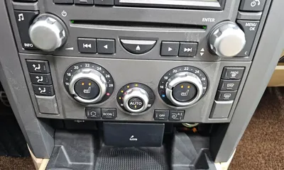 Land Rover Discovery 2006, 225278 км, за 5846.03 USD - фото 15