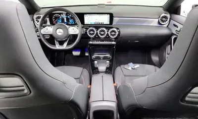 Mercedes-Benz CLA-Class 2023, 52372 км, за 21523.16 USD - фото 7
