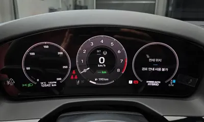 Porsche Panamera 2025, 12542 км, за 123948.98 USD - фото 8