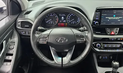 Hyundai i30 2018, 34287 км, за 7799.9 USD - фото 13