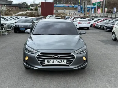 Hyundai Avante · 2016 год