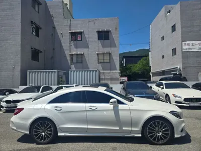 Mercedes-Benz CLS-Class 2017, 95000 км, за 16148.09 USD
