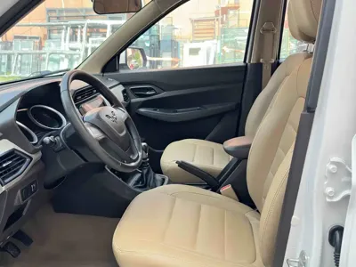 Wuling Hongguang 2020, 60000 км, за 4237.7 USD - фото 9
