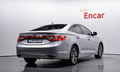Hyundai Grandeur 2014, 129499 км, за 4294.68 USD