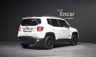 Jeep Renegade 2022, 10662 км, за 17263.85 USD