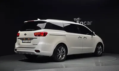 Kia Canival 2019, 151402 км, за 9933.77 USD