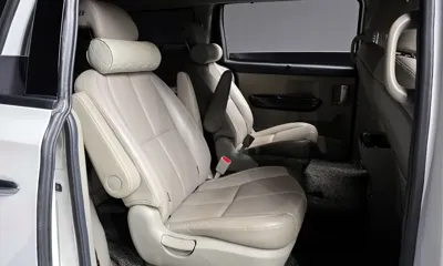 Kia Canival 2019, 151402 км, за 9933.77 USD - фото 12