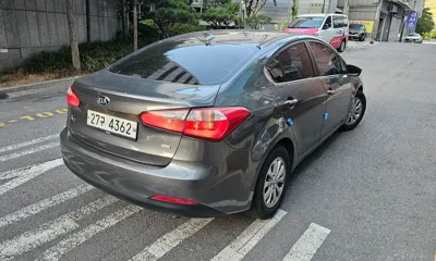 Kia K3 2013, 180000 км, за 2776.16 USD